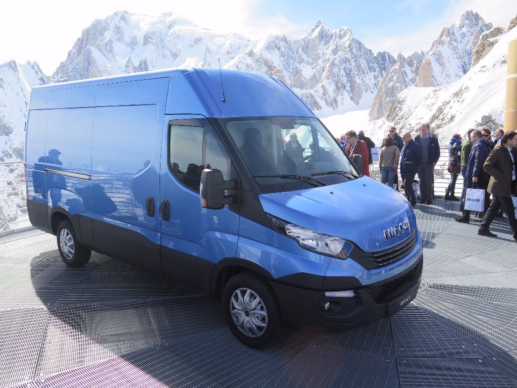 Полёт «Iveco Daily» в высоту: итальянцы доказали свою настойчивость и  изобретательность